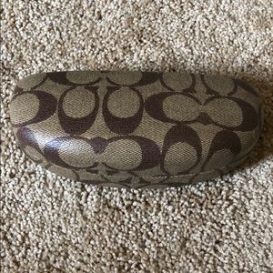 Glasses/sunglasses case